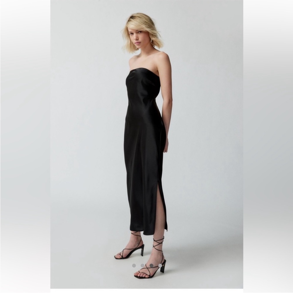 Urban Outfitters Rina Satin Strapless Midi Dress